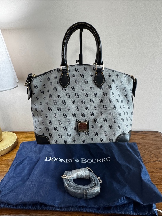 Dooney & Bourke Handbags - BRAND NEW Dooney & Bourke Domed Satche Handbag
